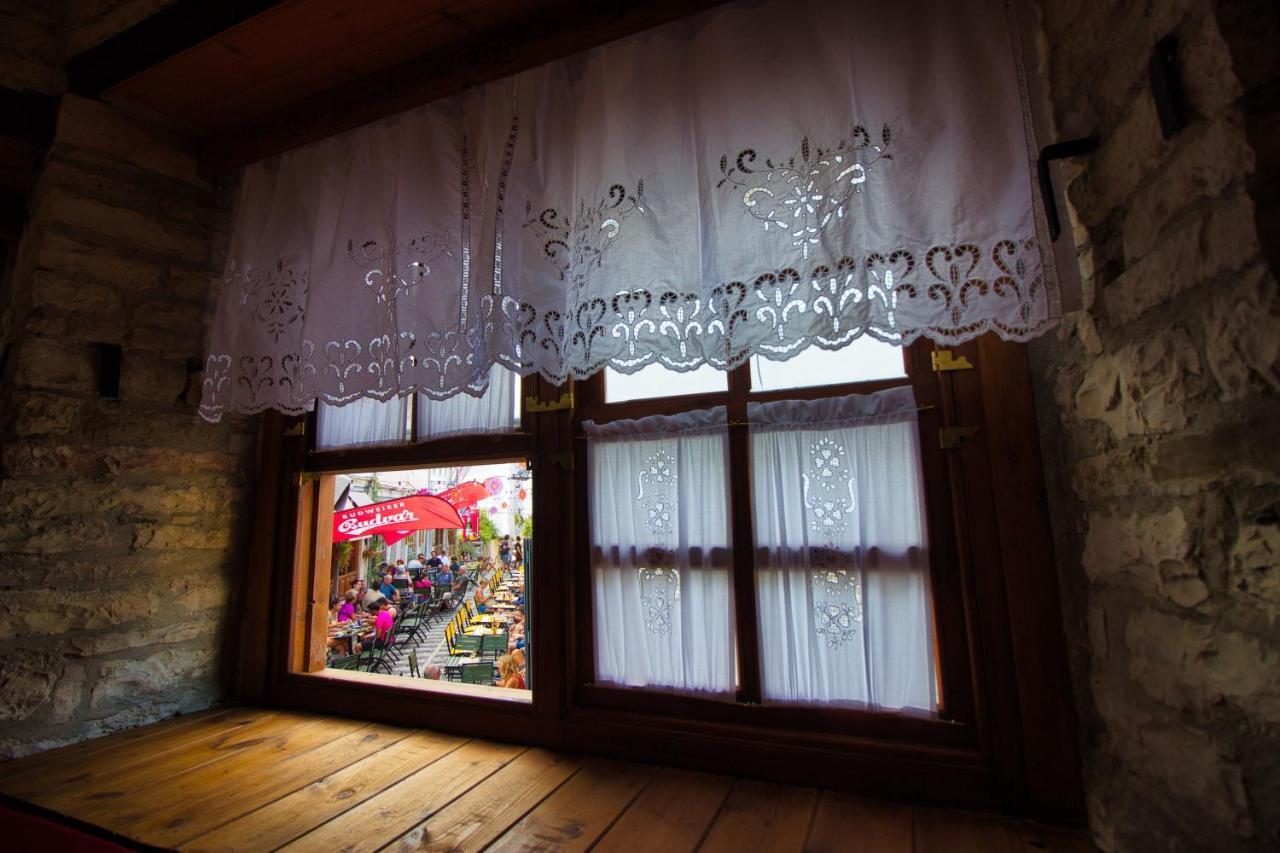 Duplex Apartment Kandile จีโรคาสเตอร์ ภายนอก รูปภาพ