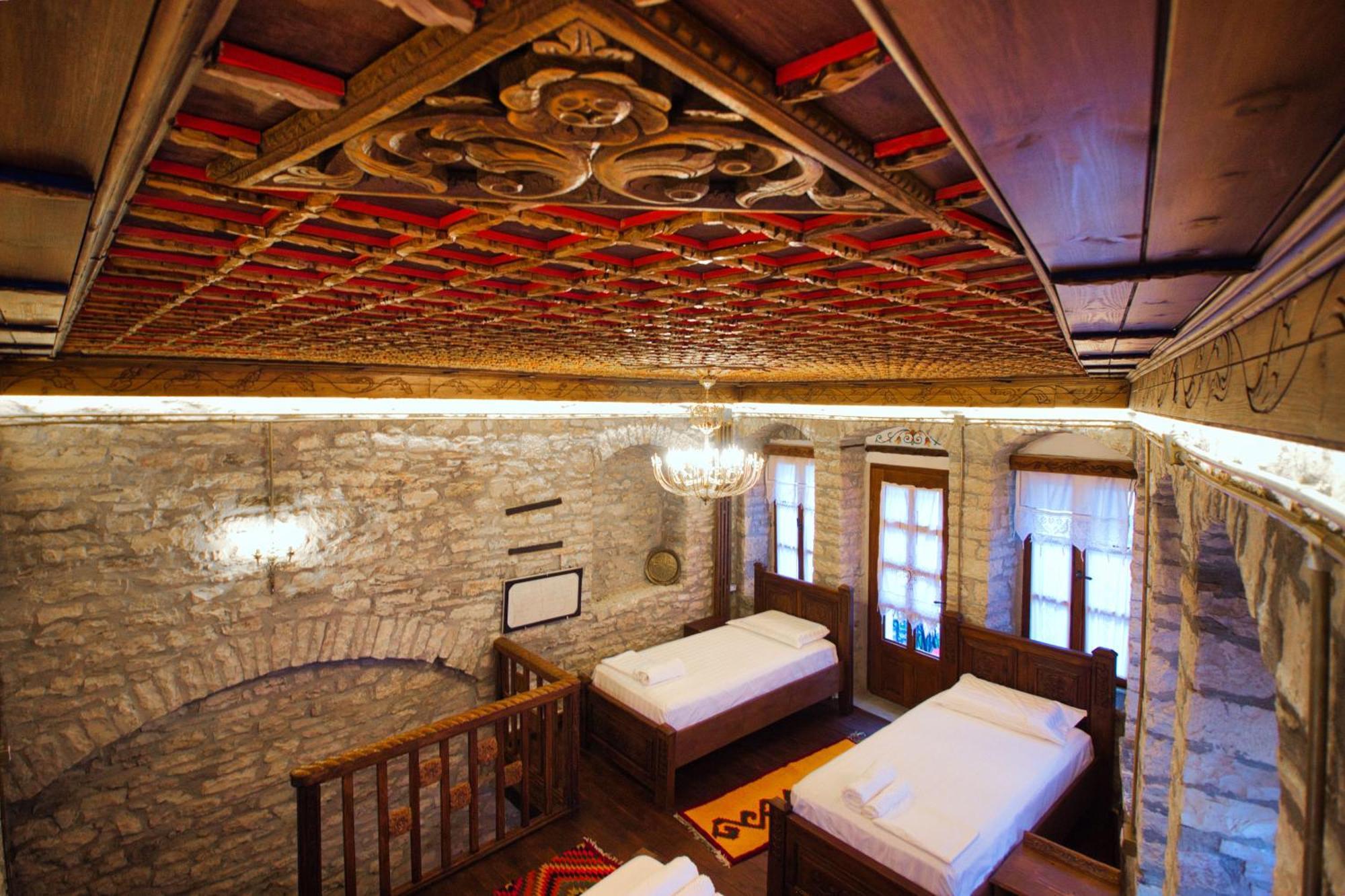 Duplex Apartment Kandile จีโรคาสเตอร์ ภายนอก รูปภาพ
